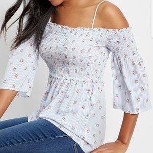 🌹 Off shoulder top